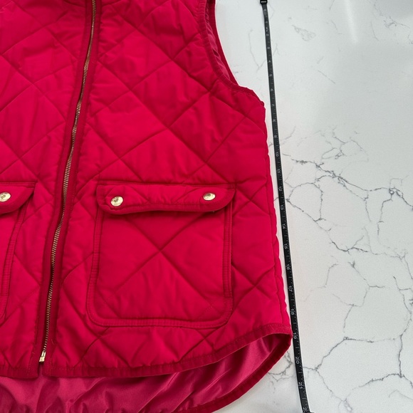J.Crew Women's Hot Pink Quilted Vest with Gold Accents size Medium - Picture 12 of 13